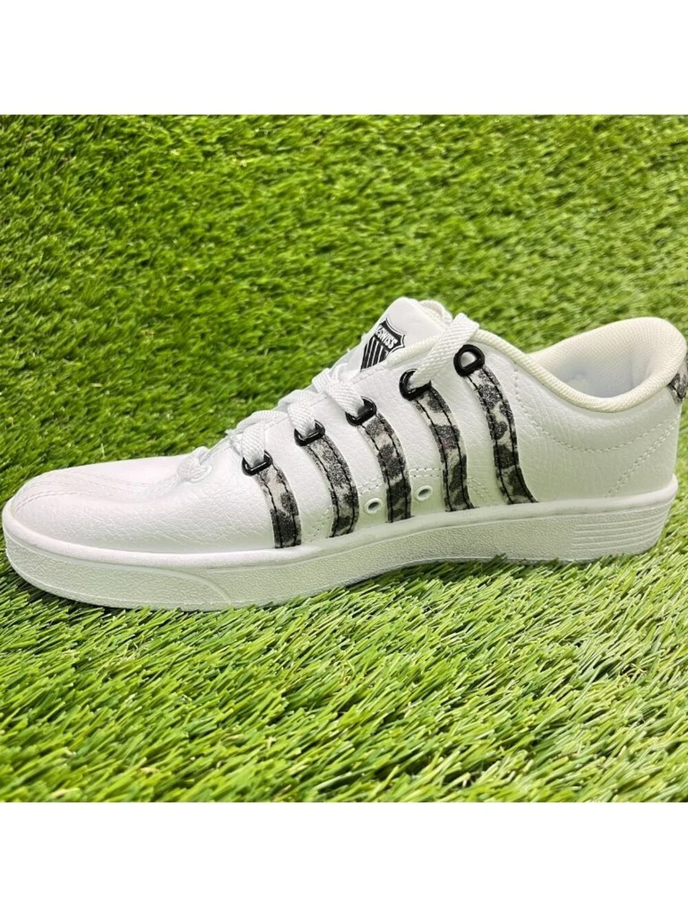 K-Swiss Court Pro II Leopard Womens Size 7 White Black Athletic Shoes Sneakers